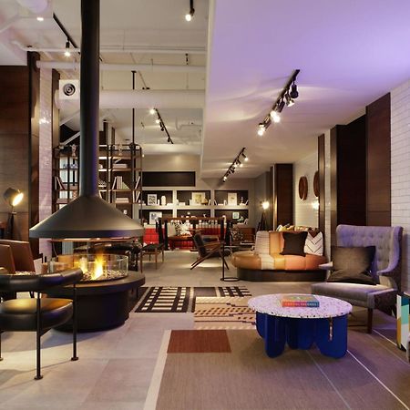 Moxy Richmond Downtown Exterior foto